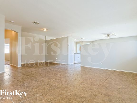 3rd image of 33827 N Slate Creek Dr