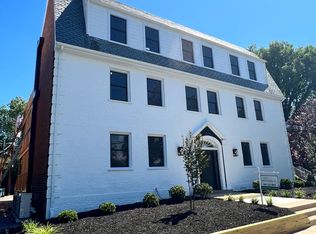 4518 Grove Ave APT 1, Richmond, VA 23221