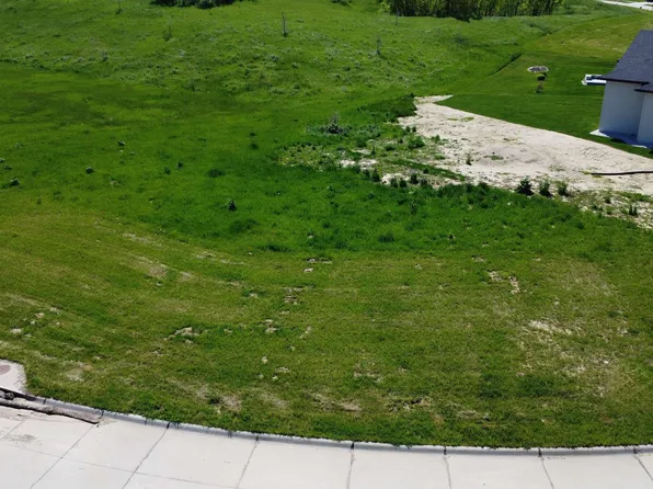 6201 Tiger Dr Lot 16, Sioux City, IA 51106