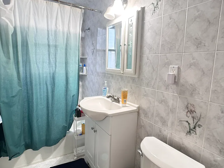 19 Shannon St #2 — Photo 7