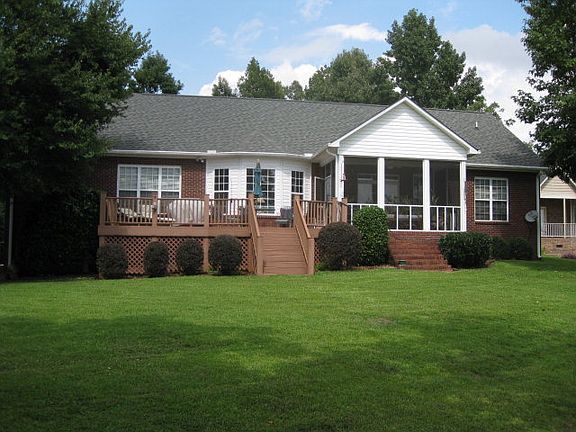 2nd image of 60 Woodhaven Ct