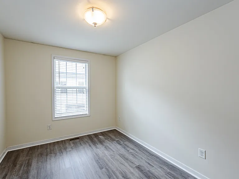 3927 Liesfeld Pl — Photo 16