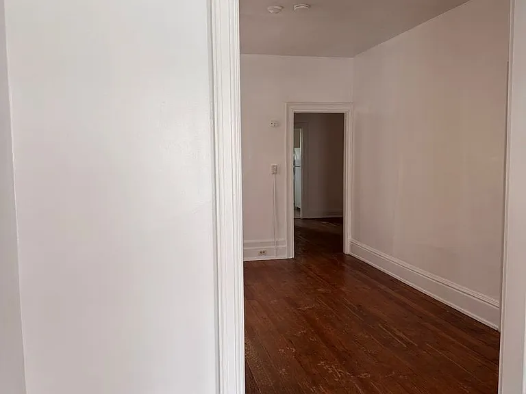 710 Pennsylvania Ave — Photo 11