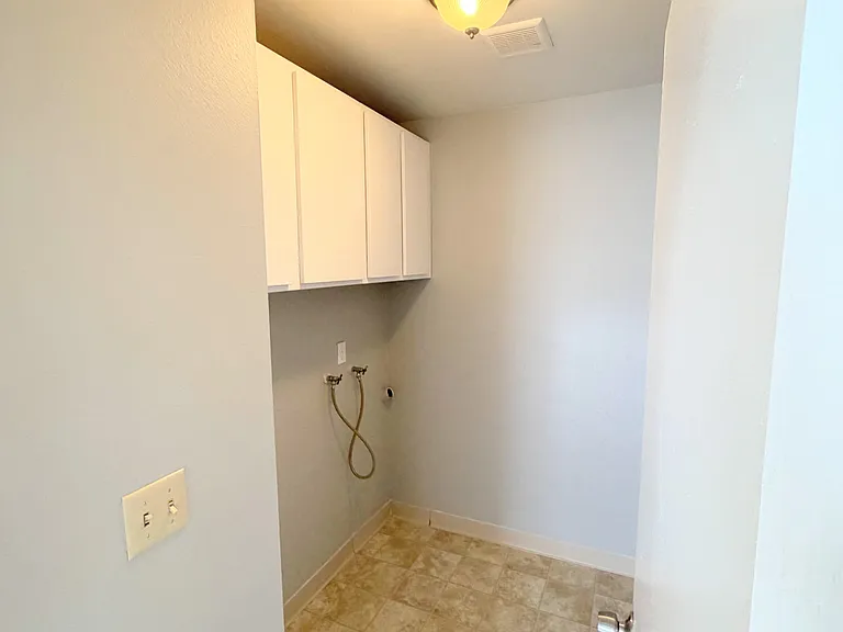 7885 Vista Ridge Dr — Photo 10