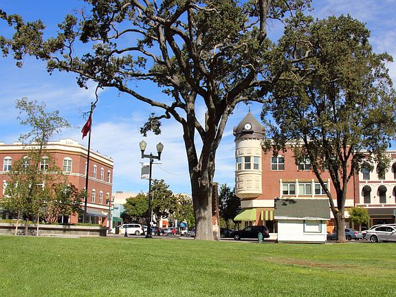 Morada by Trumark Homes Downtown Paso Robles City Park Paso Robles, CA