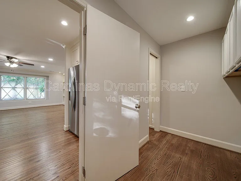 6700 Castlegate Dr — Photo 15