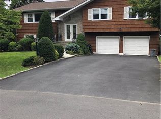 2 Allaire Ave, Bronxville, NY 10708