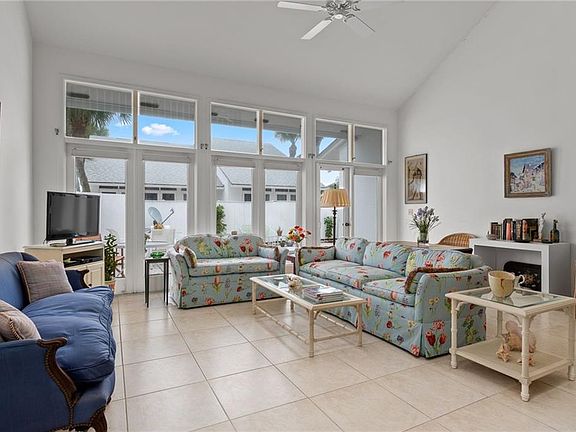 5th image of 5725 Highway A1a