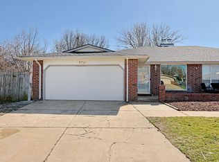 8721 E Lockmoor Cir, Wichita, KS 67207