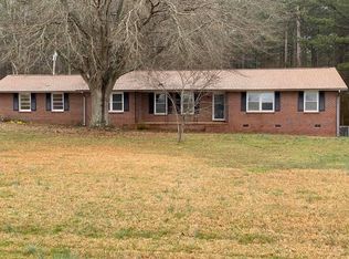 606 Winona Church Rd, Donalds, SC 29638