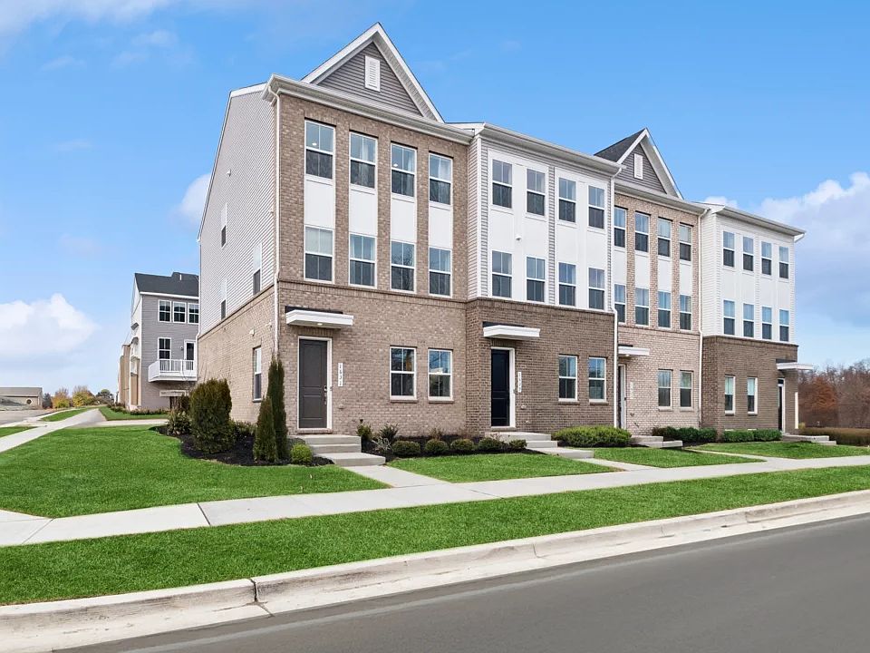 Luxurious Townhomes