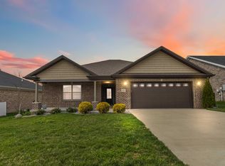 651 Four Winds Dr, Richmond, KY 40475