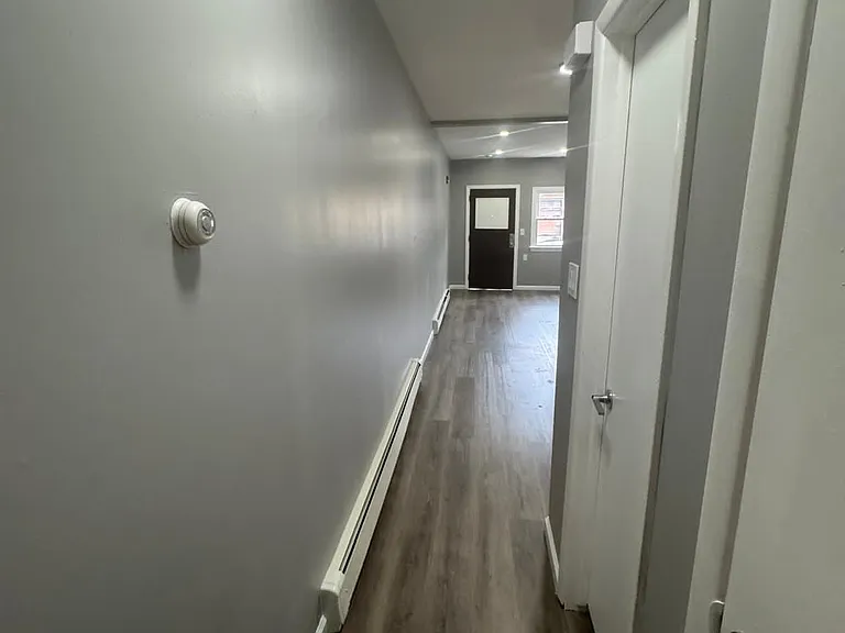 69 Gaston Ave #1LEFT — Photo 9