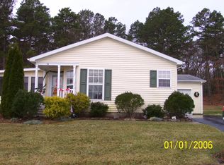 34 Pine Grove Ave, Manahawkin, NJ 08050