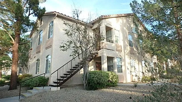 1830 N Buffalo Dr #1042 — Photo 5