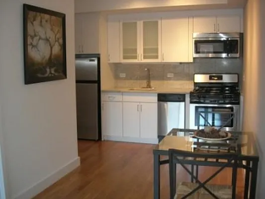 Rented by Citi Habitats | media 42