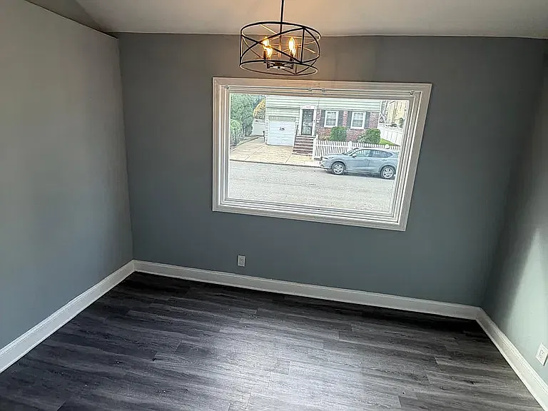 3 bed, 2.5 bath, 1500 sqft, $4,150 — Photo 2