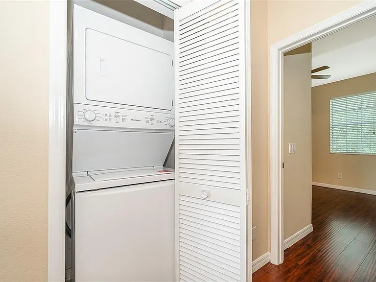 3383 Wilshire Way Rd — Photo 19