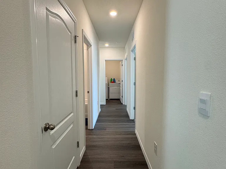 6131 Galloping Dr — Photo 3