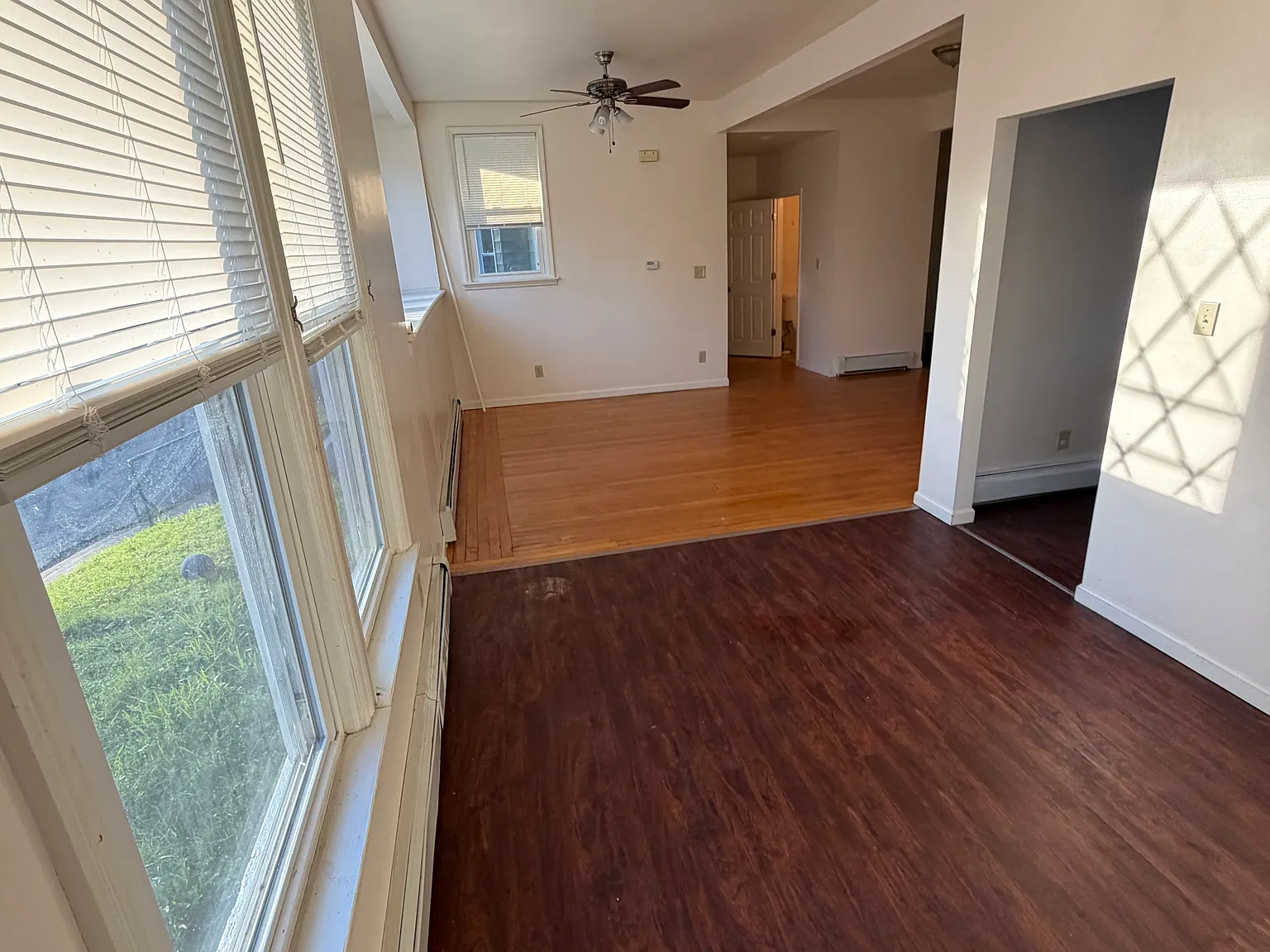 4 bed, 1.5 bath, 1414 sqft, $2,025 — Photo 4