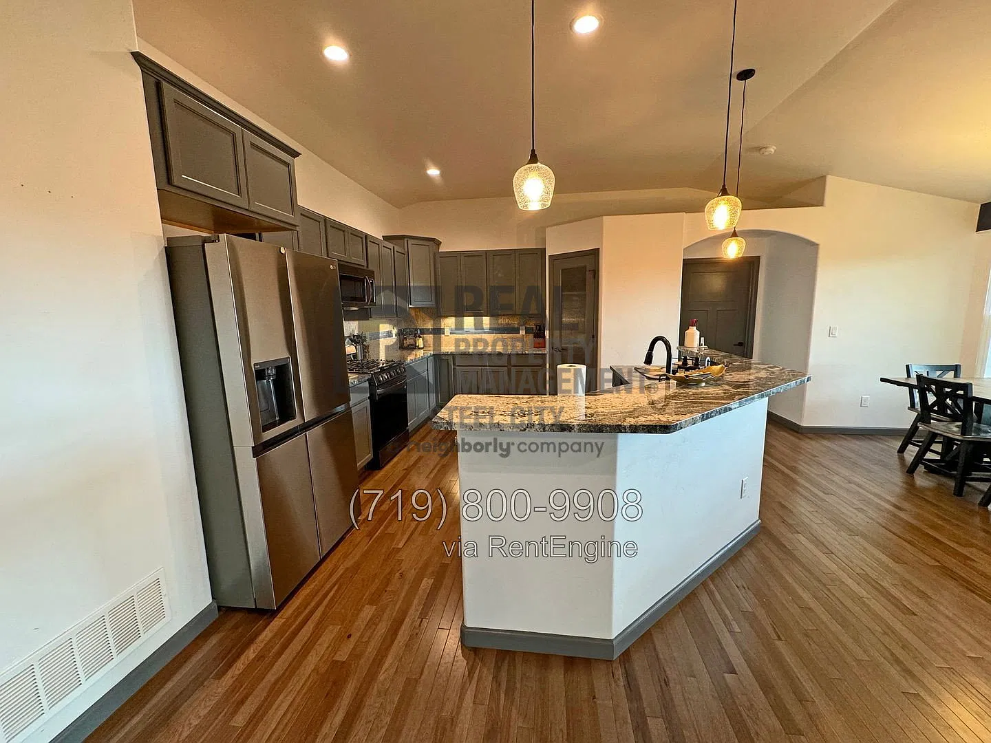 3 bed, 2.0 bath, 1782 sqft, $2,400 — Photo 4