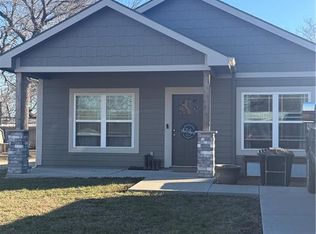 934 E Hamblin St, Ottawa, KS 66067