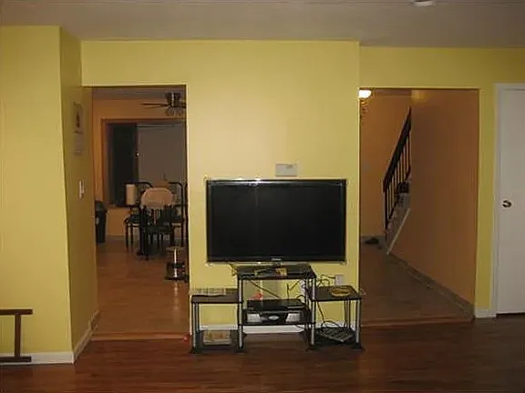 2 bed, 2.5 bath, $2,900 — Photo 2
