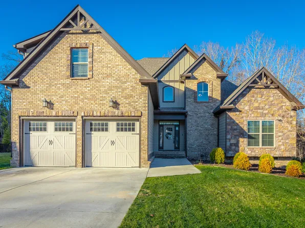 9409 Silver Stone Ln, Ooltewah, TN 37363