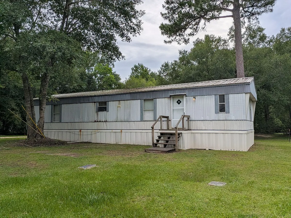 Building Photo - 7988 Hickory Hollow Dr