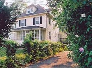 36 Locust St, Greenwich, CT 06830