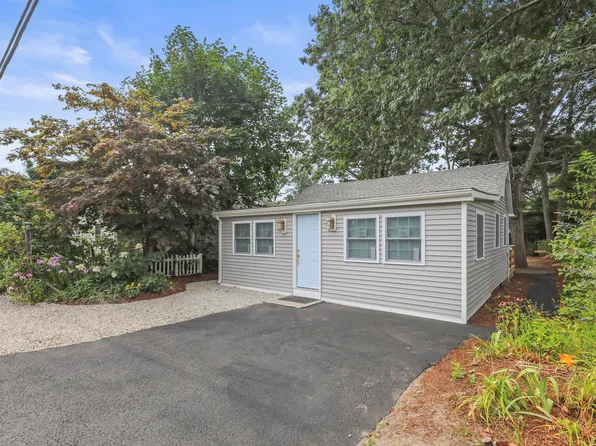 49 Shore Avenue, Wareham, MA 02571