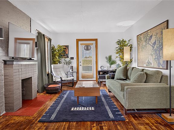 5th image of 2029 Circle Dr