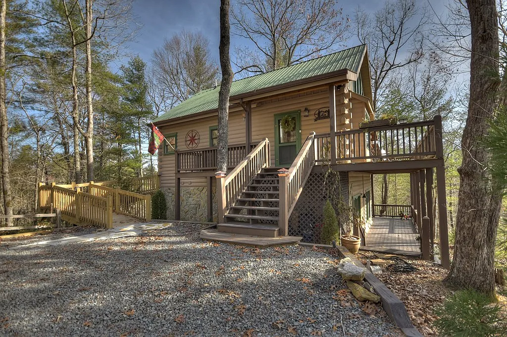 3 bed, 1944 sqft, $2,600 — Photo 3