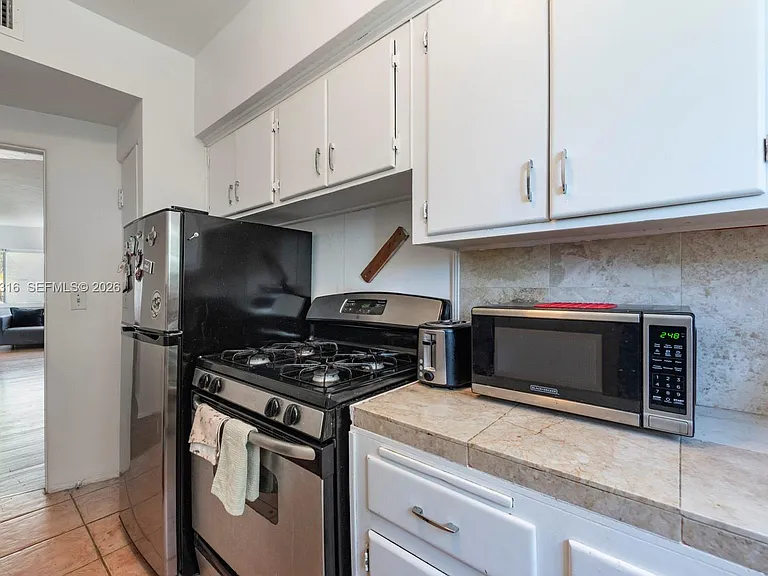 6941 Bay Dr #B3 — Photo 5