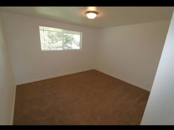 Bentos, 35 S 300 E APT 1, Pleasant Grove, UT 84062