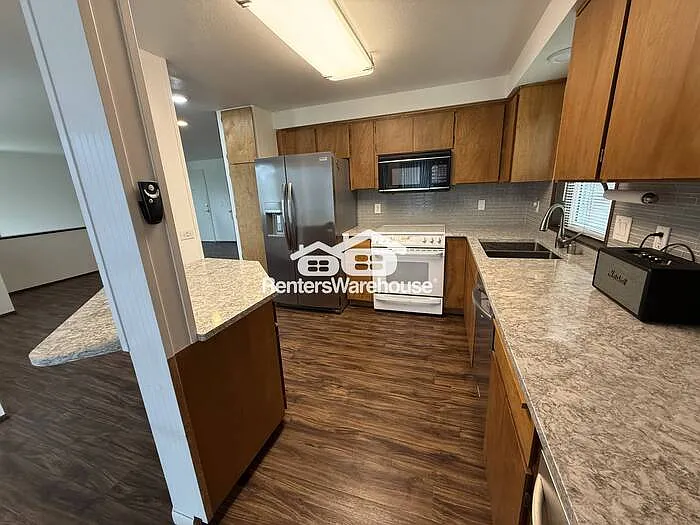 5718 Commercial Ave — Photo 7
