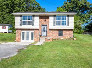 116 Grasham Rd, Rockwood, TN 37854