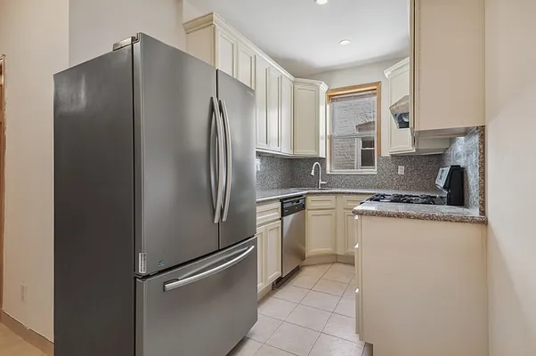 Rented by Corcoran | media 3