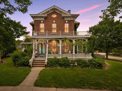706 W 4th St, Red Wing, MN, 55066