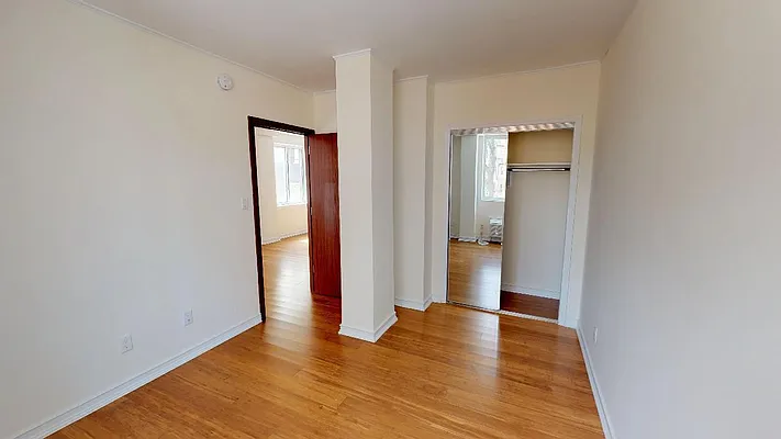 Rented by Metro Garden Realty NYC | media 42