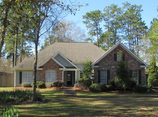 340 40th Pl, Hattiesburg, MS 39402