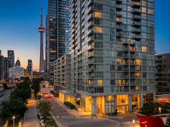 15 Iceboat Ter #Penthouse 06, Toronto, ON M5V 4A5