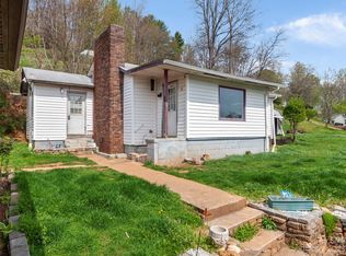 59 Mill St, Waynesville, NC 28786