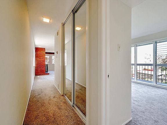 4th image of 457 8th Ave #2