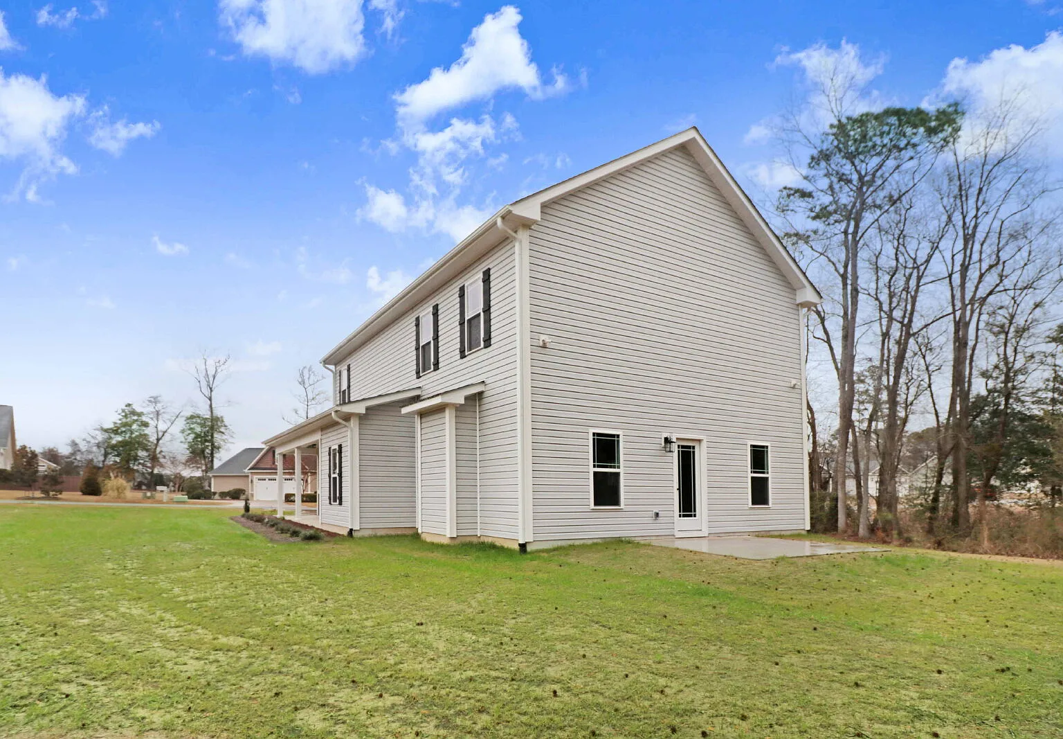 3 bed, 2.5 bath, 1933 sqft, $2,350 — Photo 4