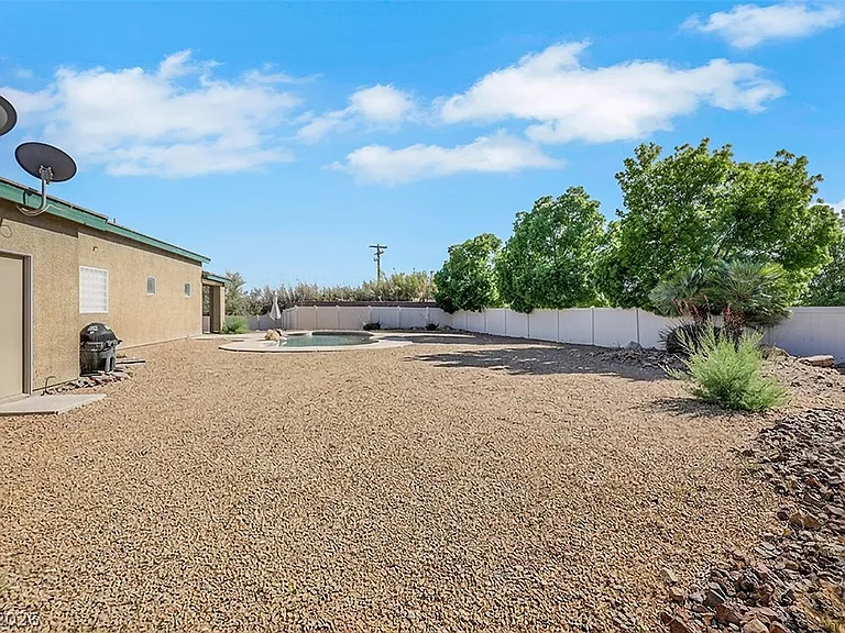 2519 Sparrow Way — Photo 41