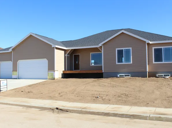 1207 Estes Ln, Gillette, WY 82716