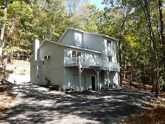 3rd image of 160 Brentwood Dr