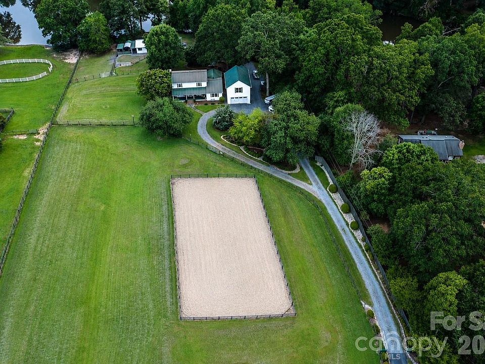 1st image of 4904 Willow Pond Rd