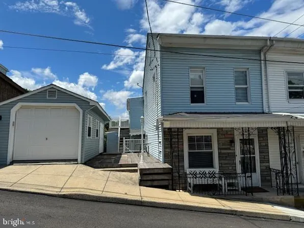 103 S William St, Girardville, PA 17935
